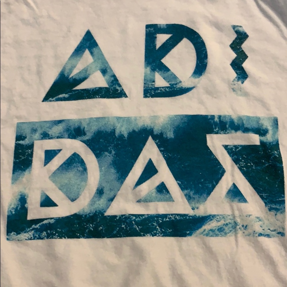 Adidas Womens S White w/ Blue graphic Short Sleeve - Picture 3 of 4